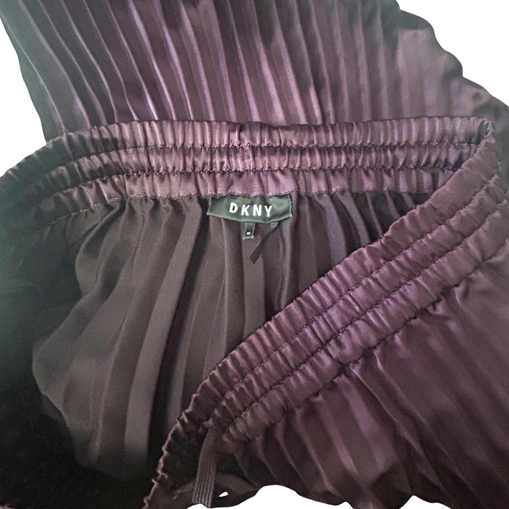 DKNY Knife Pleated Pencil Skirt High Leg Slit Burgundy Elastic Waist - Picture 11 of 14